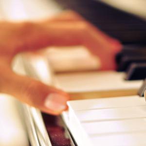 肥岳啊～啊你tm别㖭了
